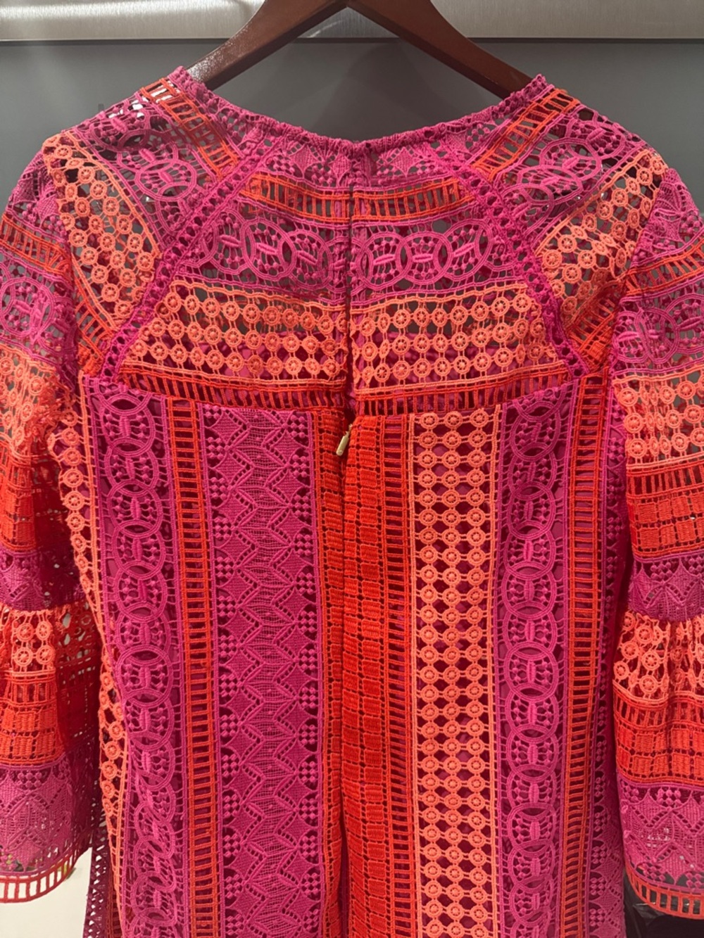 Trina Turk Lace Shift Dress Pink Orange Bell Sleeve Mini Dress Size 6 - Picture 5 of 5